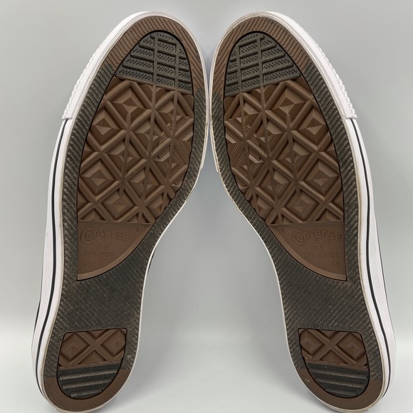 Converse All-Stars Women’s Sz 16 - Picture 9 of 10